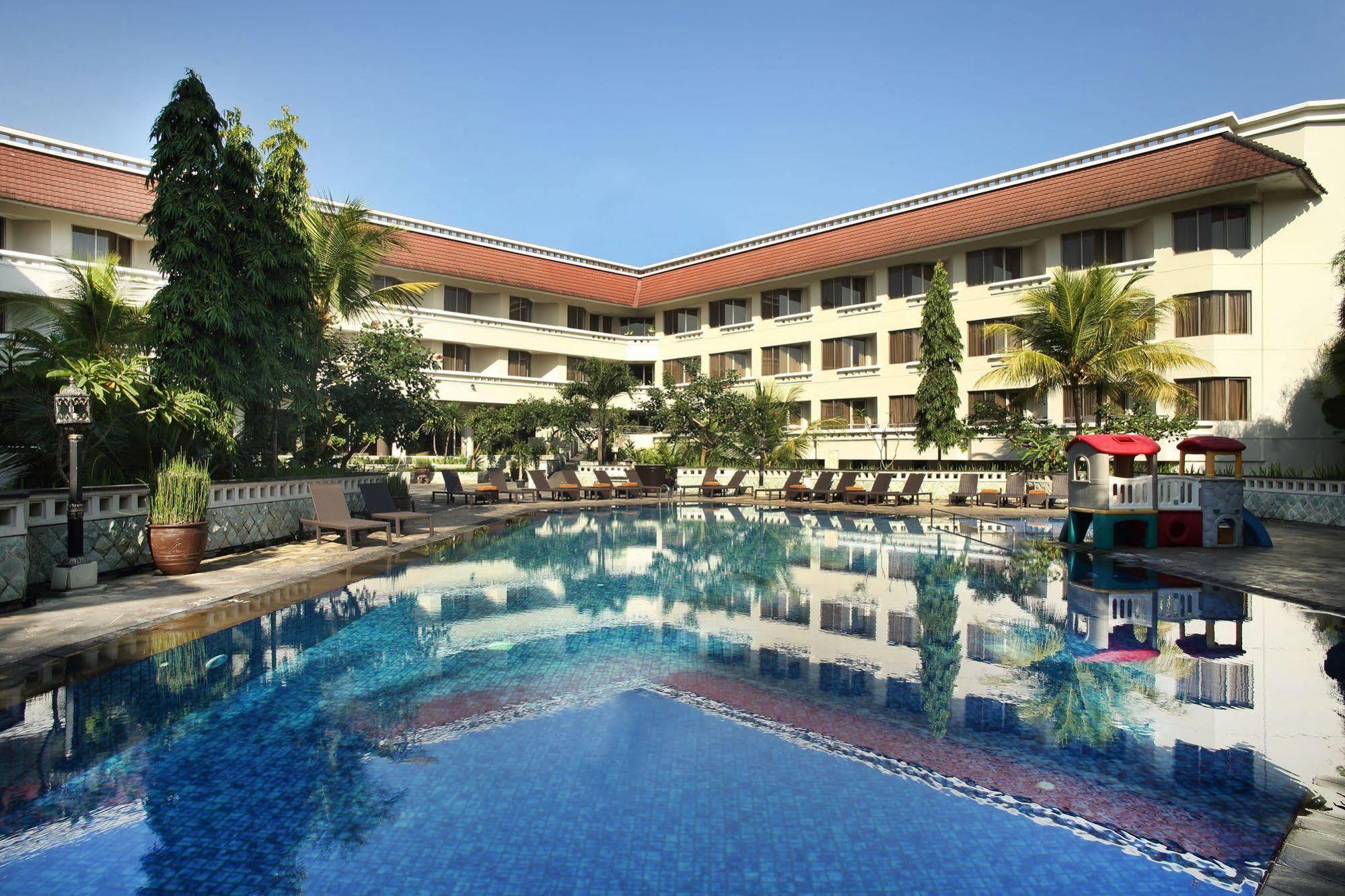 Hotel Santika Premiere Jogja Yogyakarta Exteriör bild